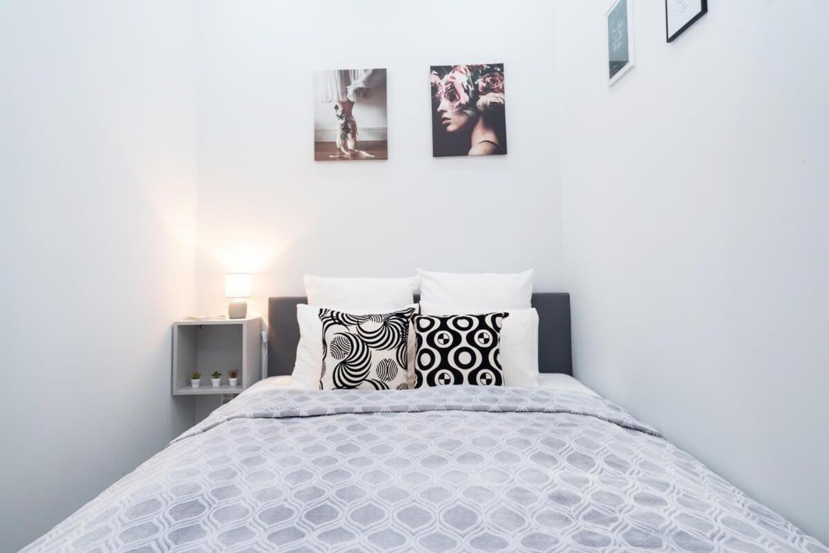 New Spacious Apartment At Superb Location Budapesta Exterior foto