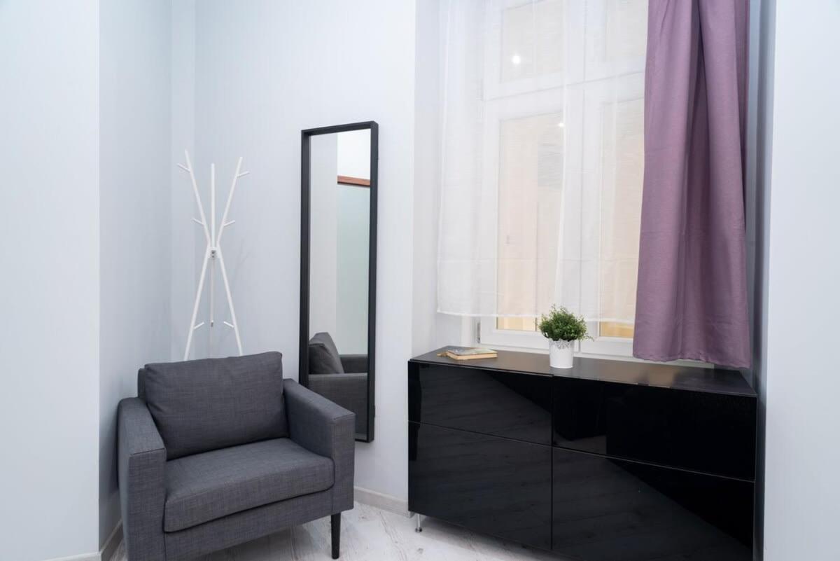 New Spacious Apartment At Superb Location Budapesta Exterior foto