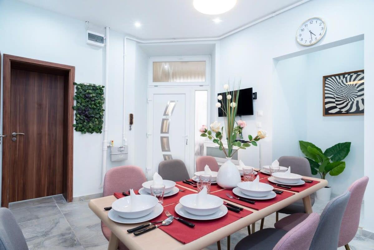 New Spacious Apartment At Superb Location Budapesta Exterior foto